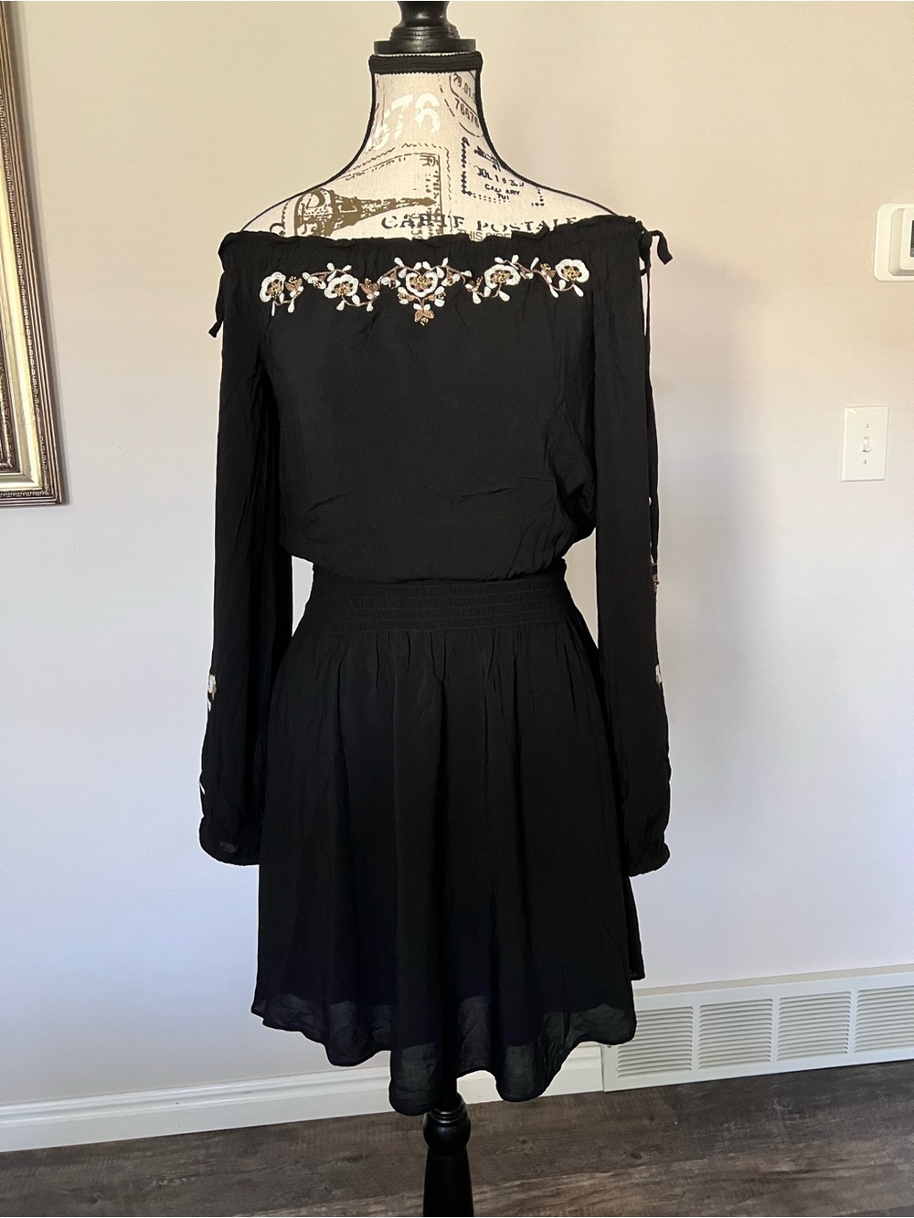 White House Black Market Black Off-Shoulder Embroidered Dress